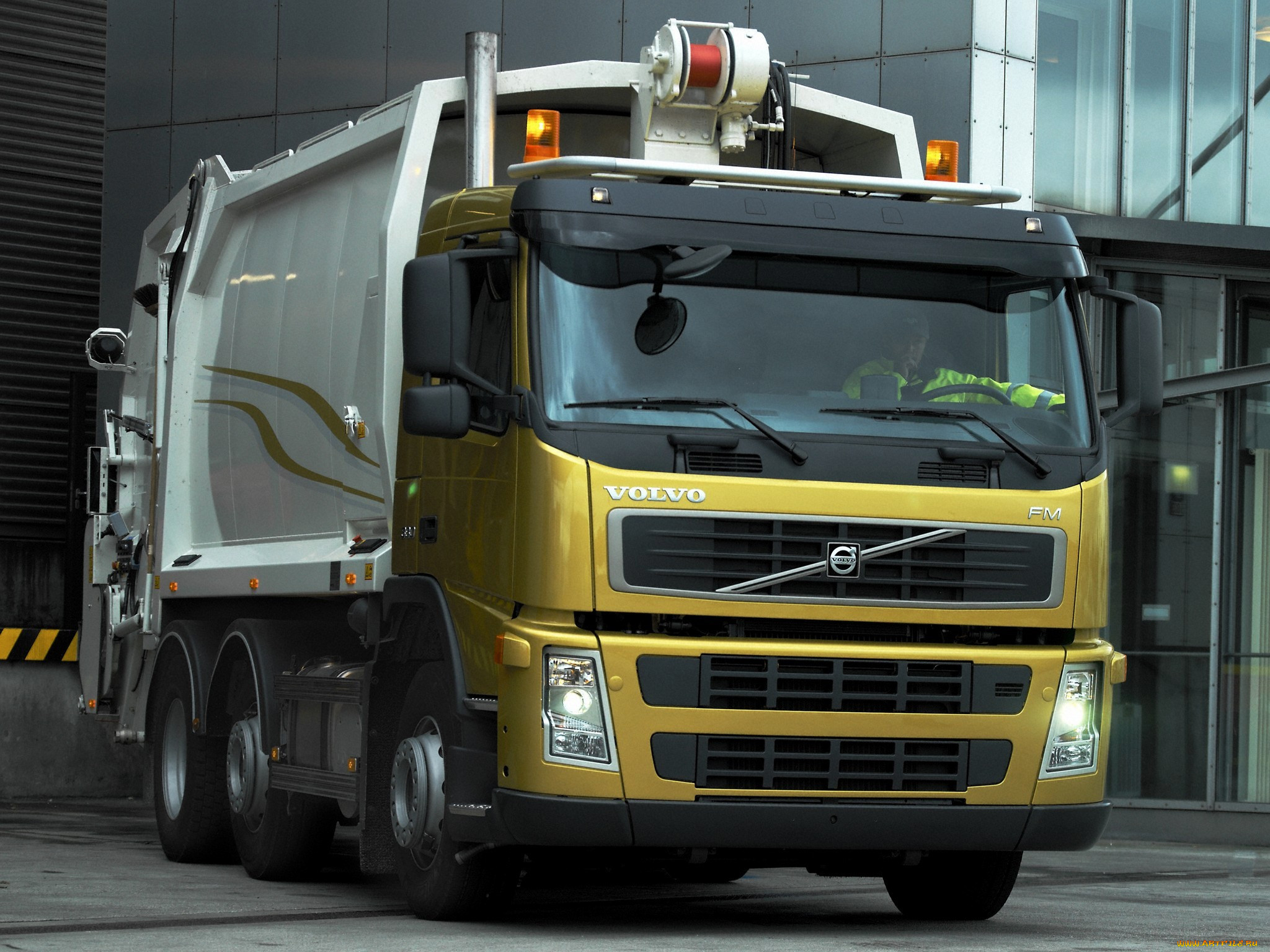 , , cab, rolloffcon, rigid, day, volvo, fm